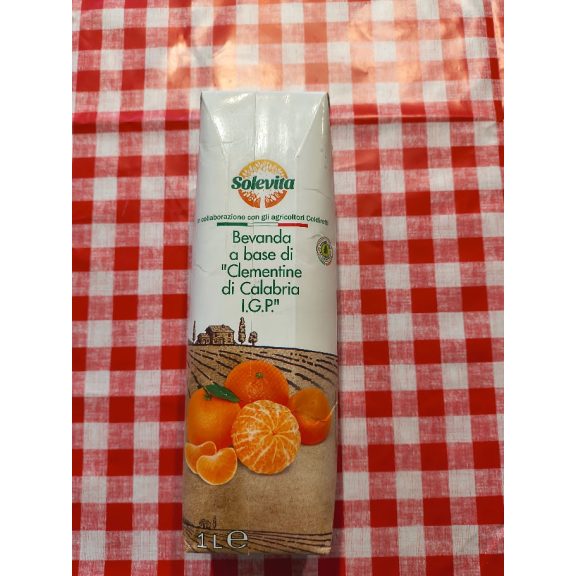 Solevita Clementine di Calabria I.G.P. – kalábriai klementin alapú gyümölcsital – 1 l Solevita Clementine di Calabria I.G.P. – kalábriai klementin alapú gyümölcsital – 1 l