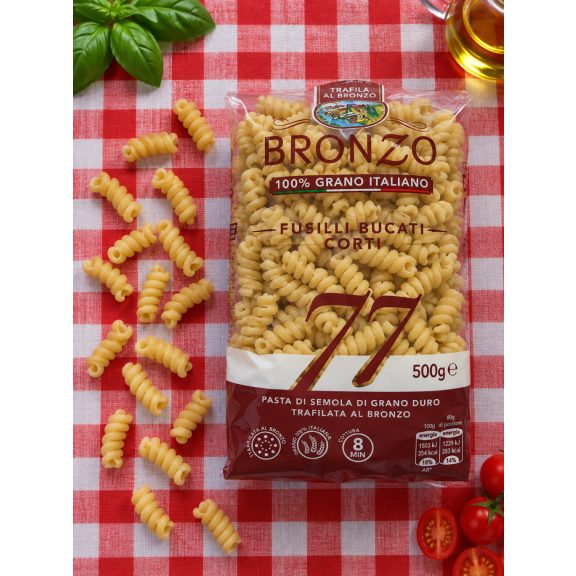 Tre Mulini Bronzo Fusilli Bucati Corti N°77 – rövid üreges spiráltészta – 500 g Tre Mulini Bronzo Fusilli Bucati Corti N°77 – rövid üreges spiráltészta – 500 g