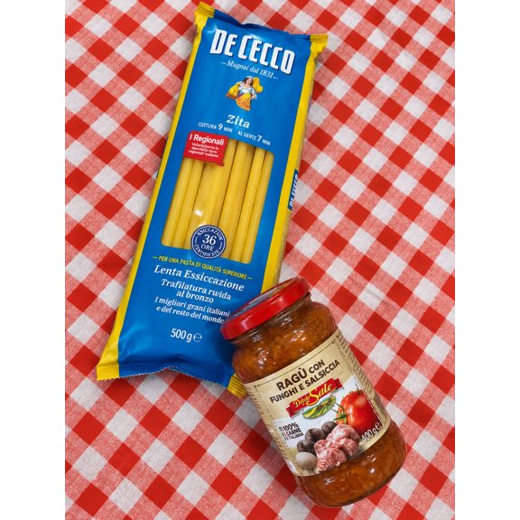 Maccheroni al Ragù Maccheroni al Ragù