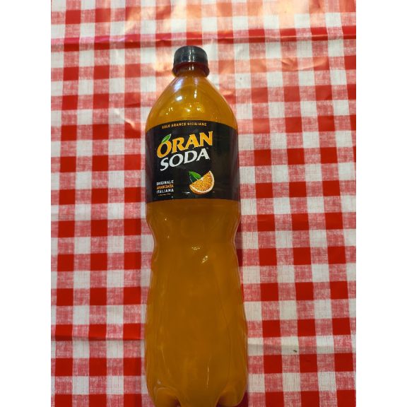 Oransoda – eredeti olasz narancsos szénsavas üdítő – 1 literes kiszerelés Oransoda – eredeti olasz narancsos szénsavas üdítő – 1 literes kiszerelés